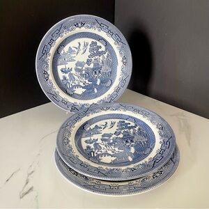 SET of 3 Blue Willow Dinner Plates - Churchill